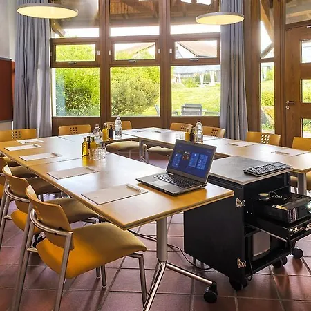 Szálloda Hohenwart Forum 3*