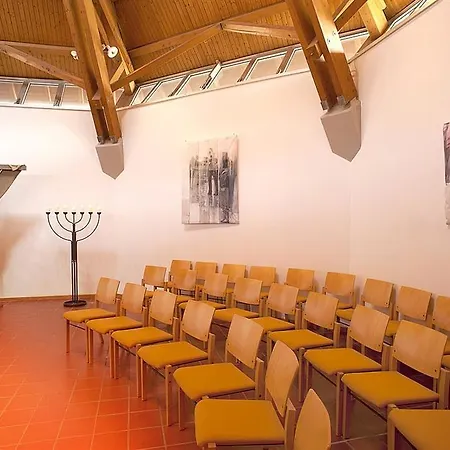 Hohenwart Forum Hotel 3*