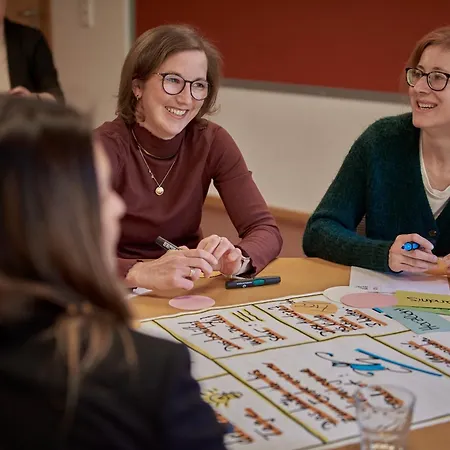 Hohenwart Forum Szálloda 3*